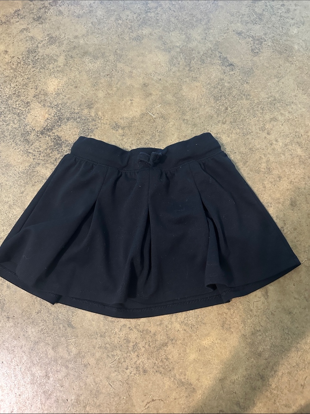 Girls Black Skort Shorts 6/7 cat and jack